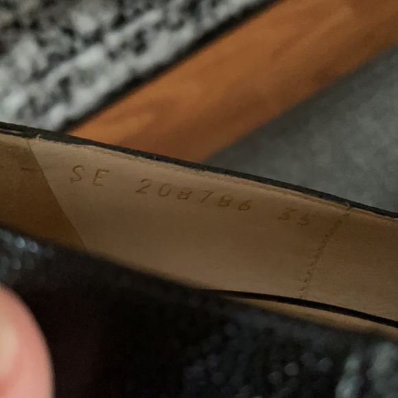 Black caviar textured leather ysl shoes sz 35 - Picture 4 of 5